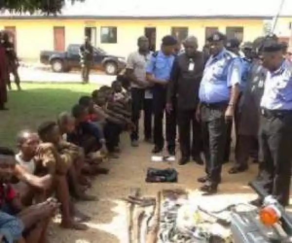Six Man Robbery Gang Arrested, Charged With Illegal Possession Of Fire Arms In Benue